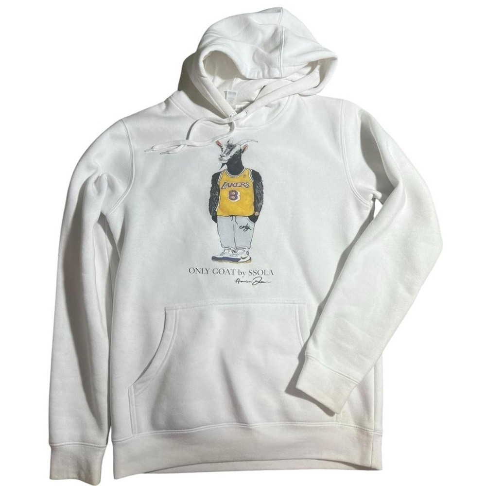 Kobe Bryant white hoodie #Lakers #goat 
2 minor flaws, last pictures for details